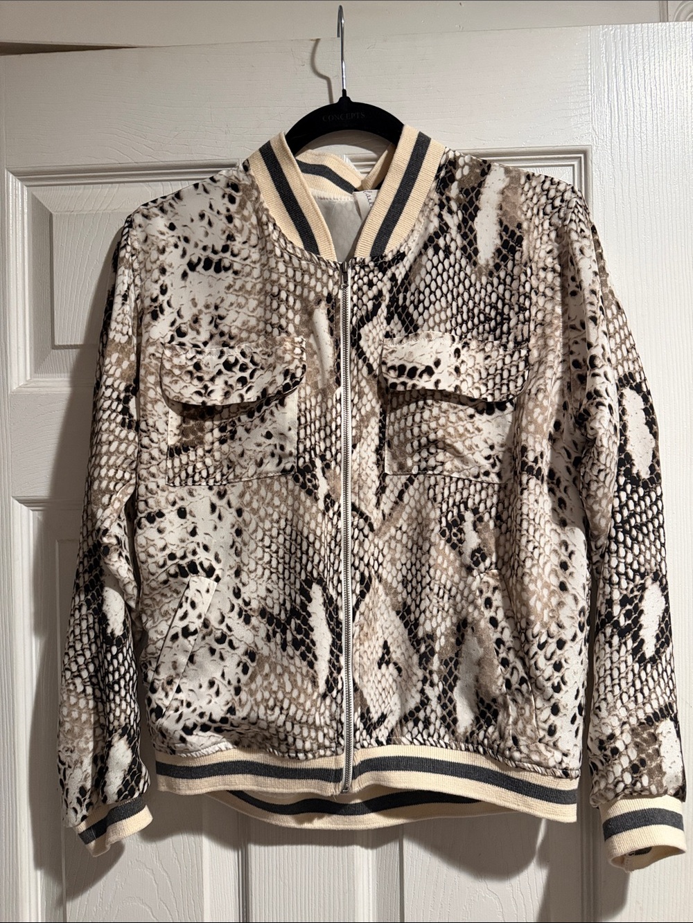 Neutral Snake-Print Bomber Jacket - Cream/Black
